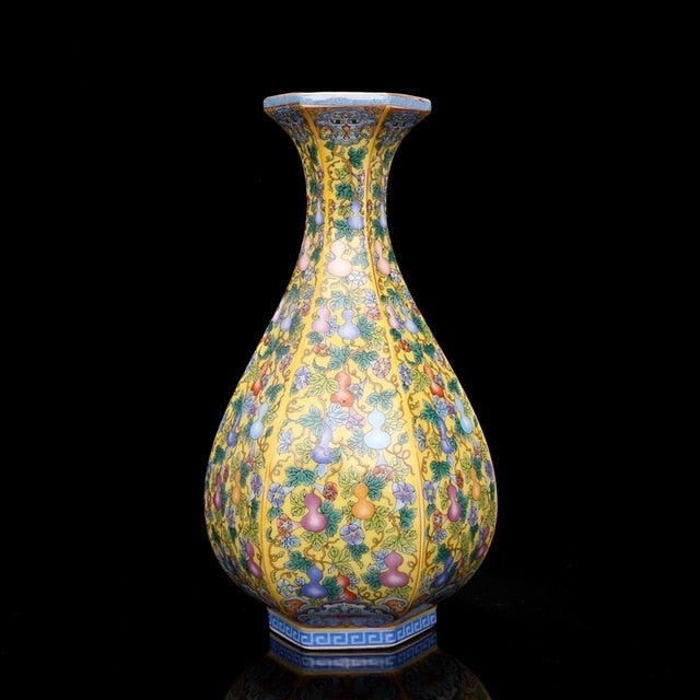 Qing Yong Zheng Antique Ceramic Vase